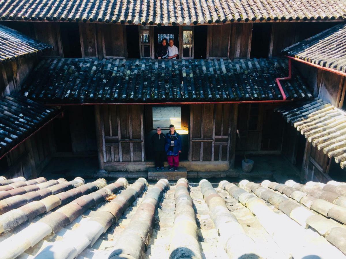 Ethnic House Lounge Bar & Hostel 同文 外观 照片